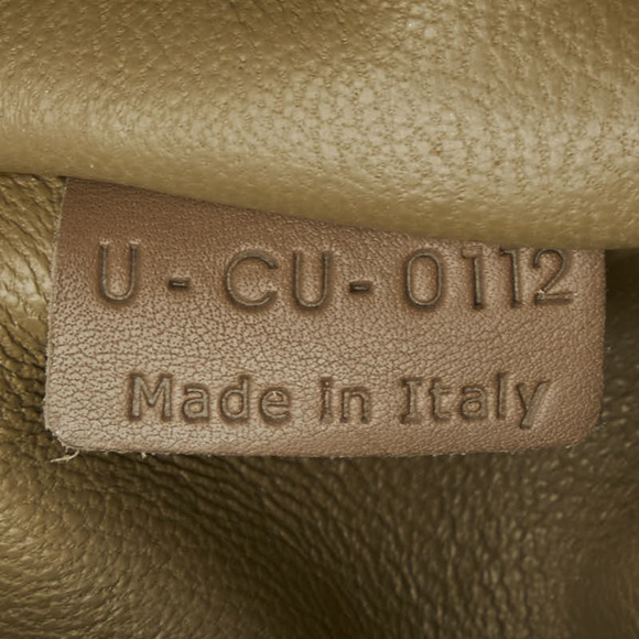 CELINE Cream Leather Shoulder Bag - Picture 15 of 16